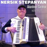 Песня Nersik Stepanyan - Ov sirun - sirun